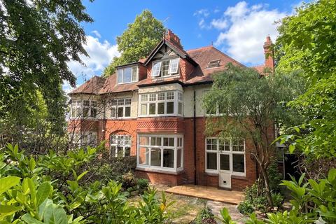 2 bedroom apartment for sale, Upper Gordon Road, Camberley, Surrey