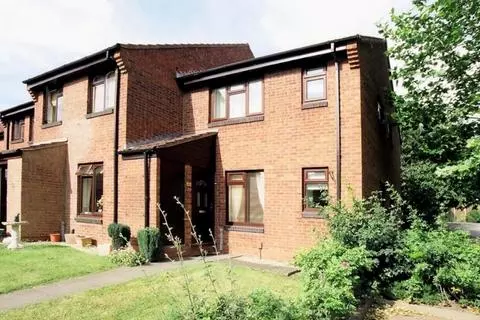 1 bedroom maisonette to rent,