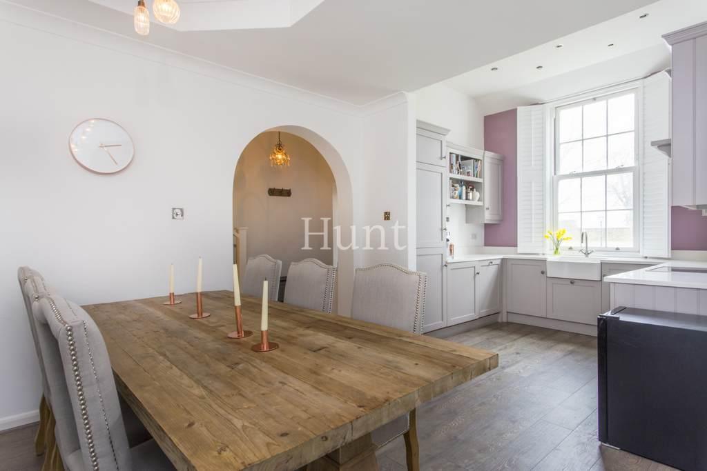 Open-plan living area, open plan living