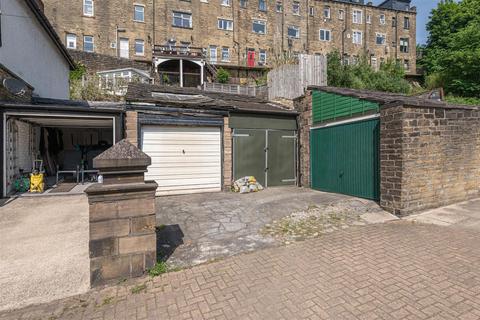 Garage for sale, Rochdale Road, Halifax