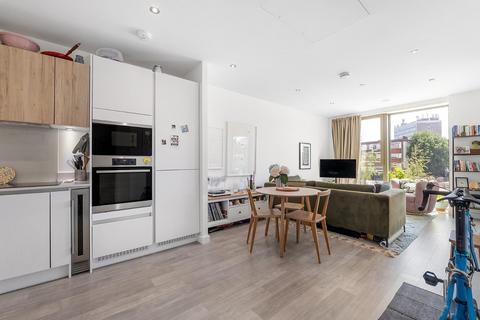 1 bedroom flat for sale, Stockwell Road, SW9