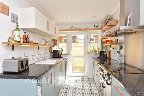 Chalet - McWilliam Road, Brighton BN2