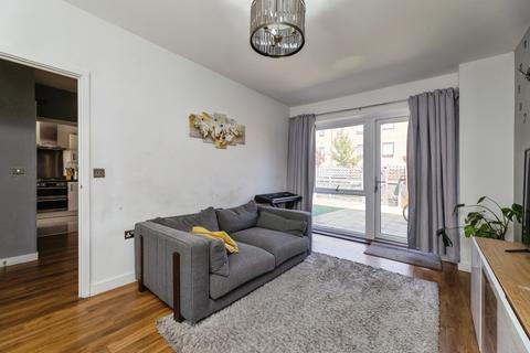 3 bedroom terraced house for sale, Marine Crescent, ILFORD, Essex, IG6