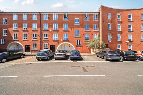 1 bedroom flat for sale, Garter Way, Canada Water, London, SE16