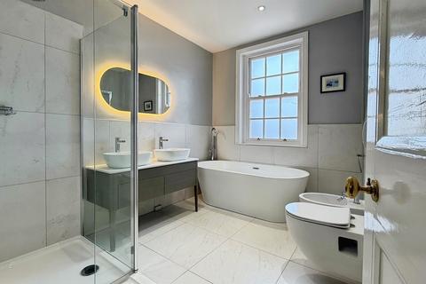 3 bedroom flat for sale, West Street, Shipston-On-Stour