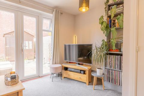 2 bedroom semi-detached house for sale, Cilgant Ceinwen, Pontrhydyrun, NP44