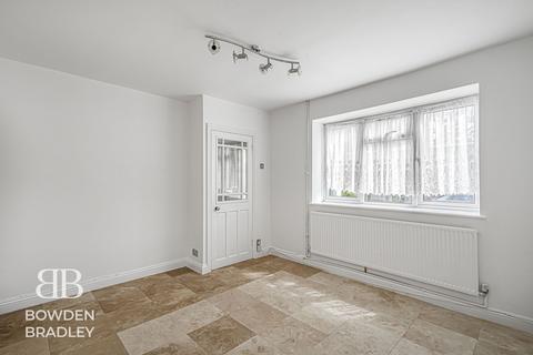 2 bedroom terraced house for sale, Burrow Road, Chigwell, IG7