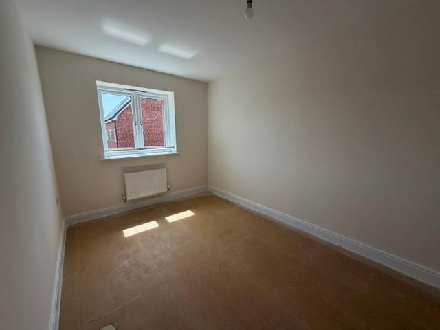 Bedroom 4.jpg
