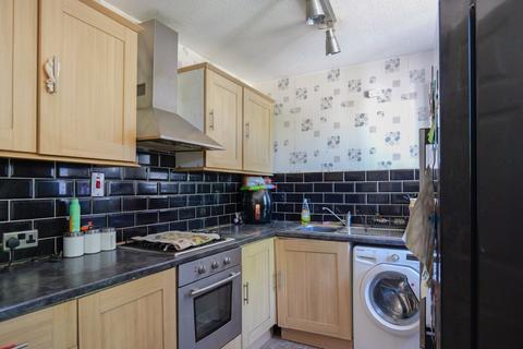 2 bedroom flat for sale, Lon Ceiriog, Prestatyn LL19