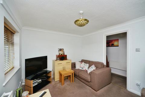 2 bedroom flat for sale, Hillcrest Road, Newhaven