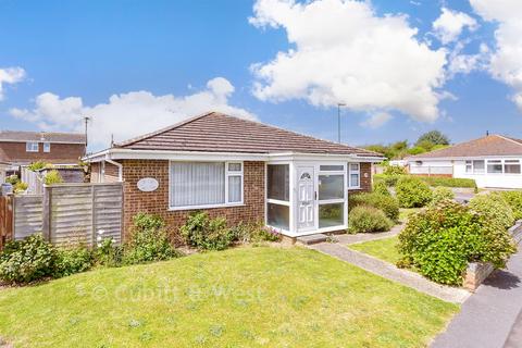 3 bedroom detached bungalow for sale, Southway, Littlehampton BN17