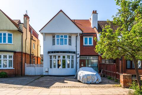 Chandos Avenue, Whetstone, N20
