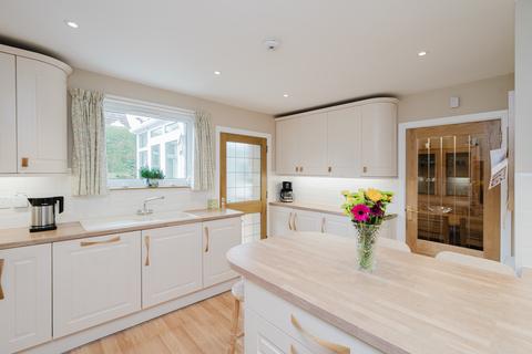 5 bedroom detached house for sale, 25 Johnsburn Road, Balerno, Edinburgh, EH14 7DY