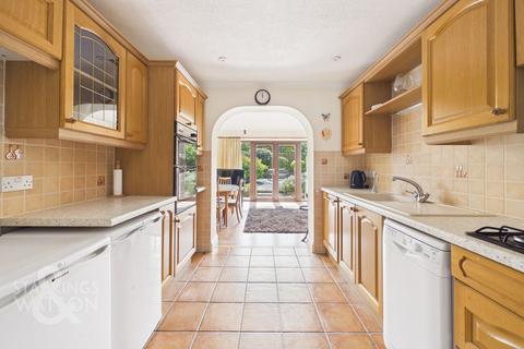 2 bedroom semi-detached bungalow for sale, Church View, Harleston