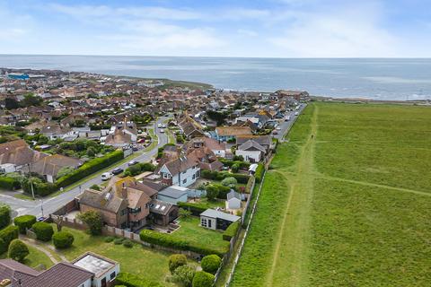 4 bedroom detached house for sale, Highview Road, Telscombe Cliffs, BN10