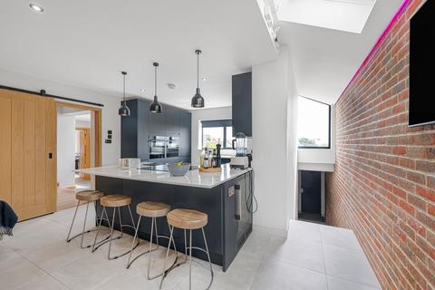 4 bedroom detached house for sale, Highview Road, Telscombe Cliffs, BN10