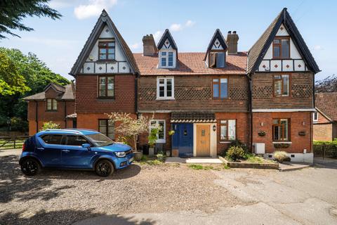 Pleasant View Place, Farnborough Village, Orpington, Kent, BR6