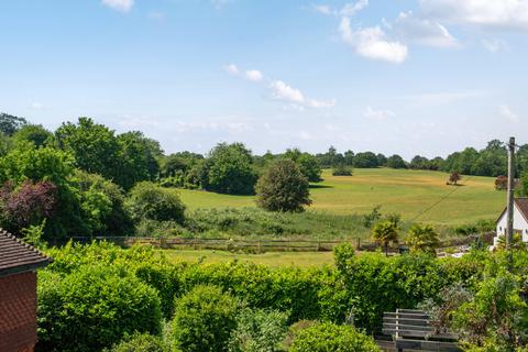Pleasant View Place, Farnborough Village, Orpington, Kent, BR6