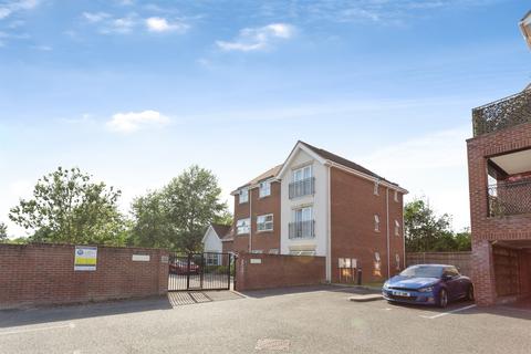 2 bedroom apartment for sale, Winton Approach, Croxley Green, Rickmansworth