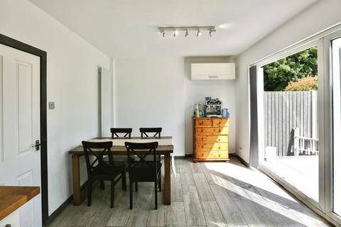 3 bedroom end of terrace house for sale, Friars Way, Southampton, Hampshire, SO18