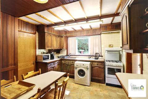 3 bedroom detached house for sale, Bunts Lane, Stockton Brook, Stoke-On-Trent