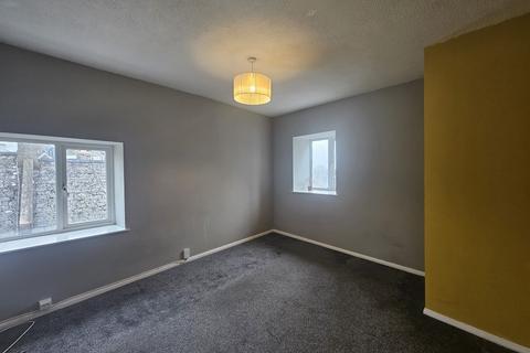 1 bedroom house to rent, Church Court, Torquay, TQ2