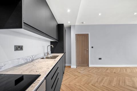 2 bedroom flat to rent, Chapel Street, DISS