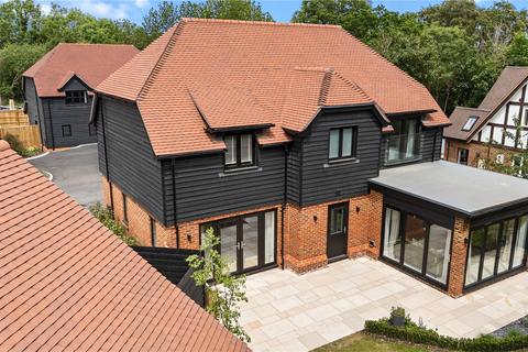 4 bedroom detached house for sale, Huntersfield Farm, Fairlawn Road, Banstead, Surrey, SM7