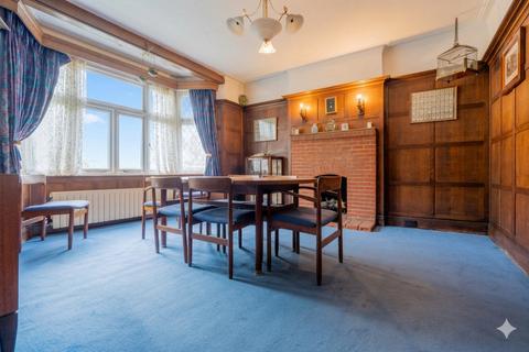 4 bedroom detached house for sale, Green Lane, Edgware, HA8