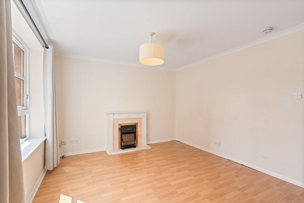 Apartment in Edinburgh, Leith - View 4