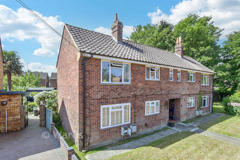 1 bedroom ground floor flat for sale, Falmouth Place, Tonbridge TN12