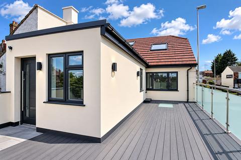 3 bedroom apartment for sale, Telegraph Road, Heswall, CH60