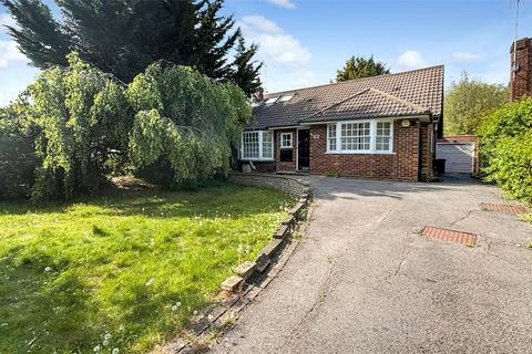 Covert Way, Hadley Wood, EN4