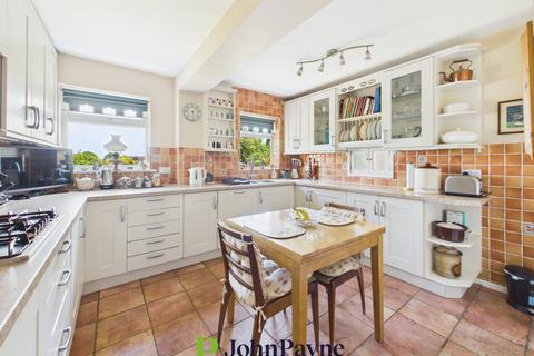 3 bedroom semi-detached house for sale, Parkville Highway, Holbrooks, Coventry, CV6