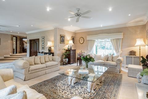 7 bedroom detached house for sale, Stokesheath Road, Oxshott, KT22
