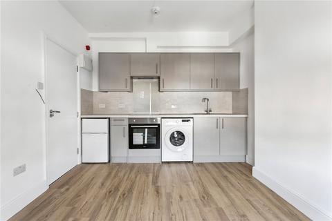 Studio to rent, Rock Street, London, N4