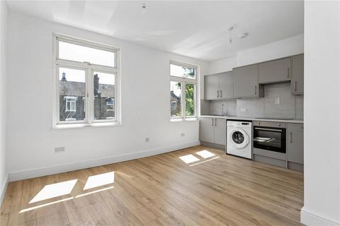 Studio to rent, Rock Street, London, N4