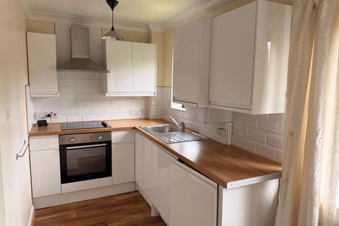1 bedroom flat for sale, The Avenue, Northwood
