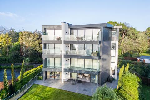 3 bedroom apartment for sale, Martello Park, Canford Cliffs, Poole, Dorset, BH13