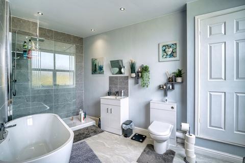 3 bedroom end of terrace house for sale, Ashley Road, South Shields