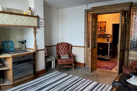 10 bedroom detached house for sale, Huddersfield Road, Delph OL3