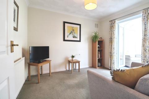 3 bedroom detached house for sale, Clos Tawe, Barry