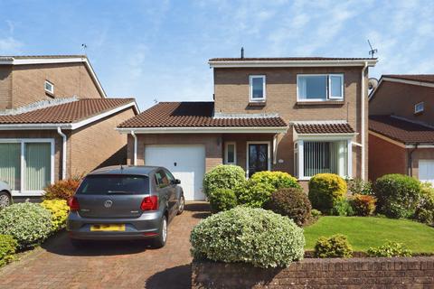 3 bedroom detached house for sale, Clos Tawe, Barry