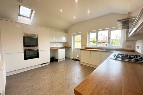 3 bedroom terraced house for sale, Priory Close, Burwell, Cambridge, Cambridgeshire