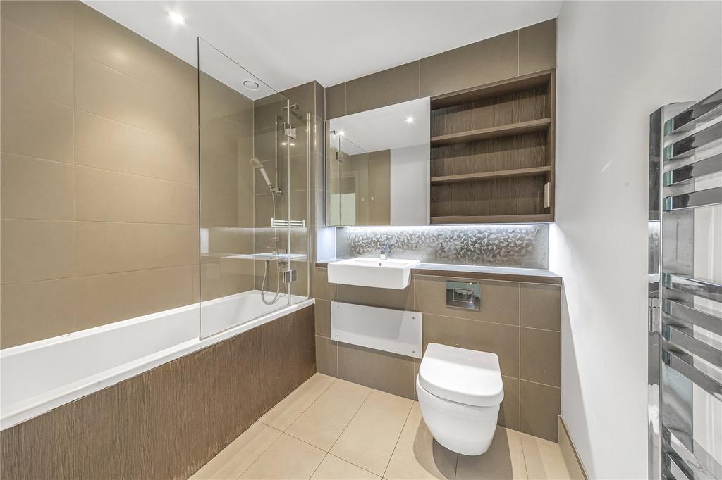Apartment in London - More