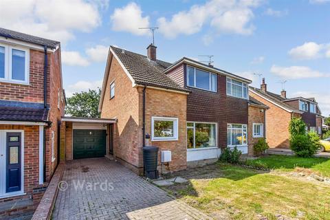 2 bedroom semi-detached house for sale, Bankfields, Headcorn TN27