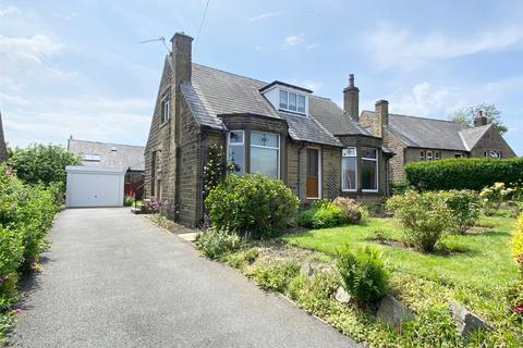 3 bedroom detached bungalow for sale, Stonefield Avenue, Huddersfield