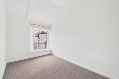 1 bedroom flat for sale, Warren Street, Dunmore Apartments Warren Street, SA70