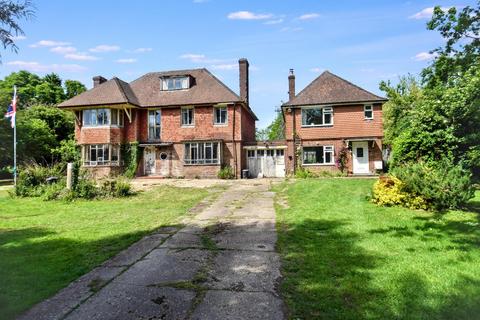 7 bedroom detached house for sale, Childsbridge Lane, Kemsing, Sevenoaks, TN15