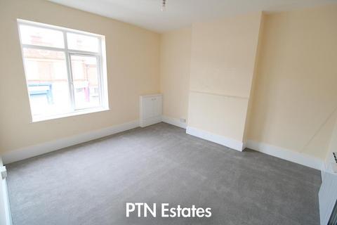 1 bedroom flat to rent, Halesowen Road, Netherton, Dudley